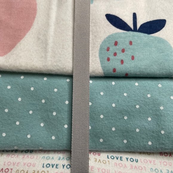 NWt strawberry love polka dots theme carters 4pc girls 0 3 6 9 12 P nb receiving - Picture 4 of 6